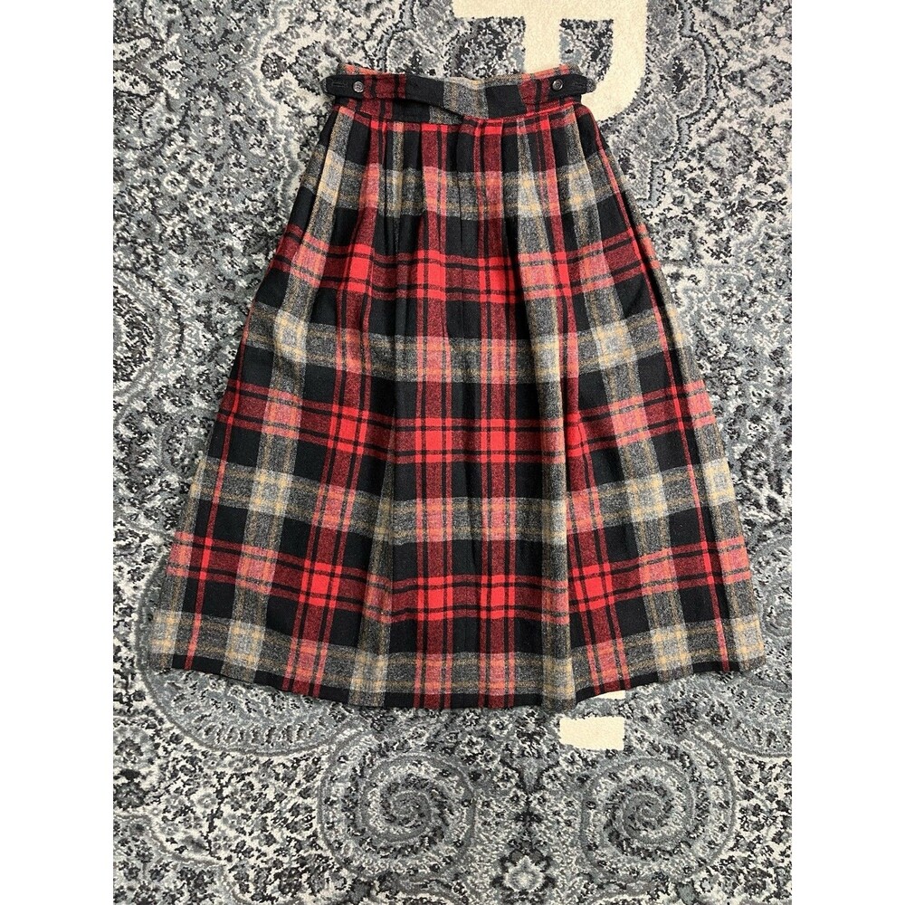 Vintage Polo Ralph Lauren Women’s Red Plaid Pleated Skirt, Sz 6 100% Wool, USA